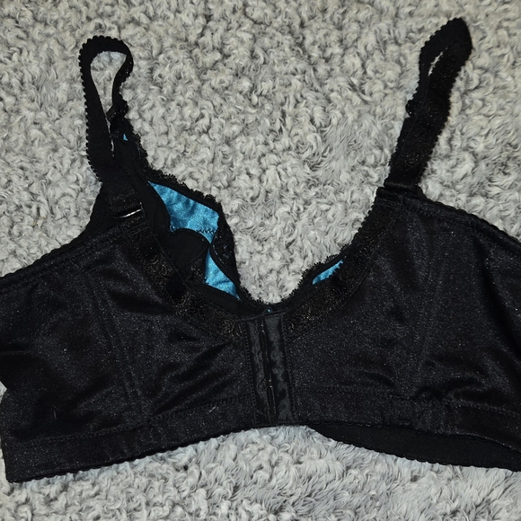 ❤️ Size 40B Lace Bra - Picture 14 of 14